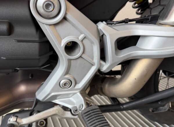 2022 Moto Guzzi V85