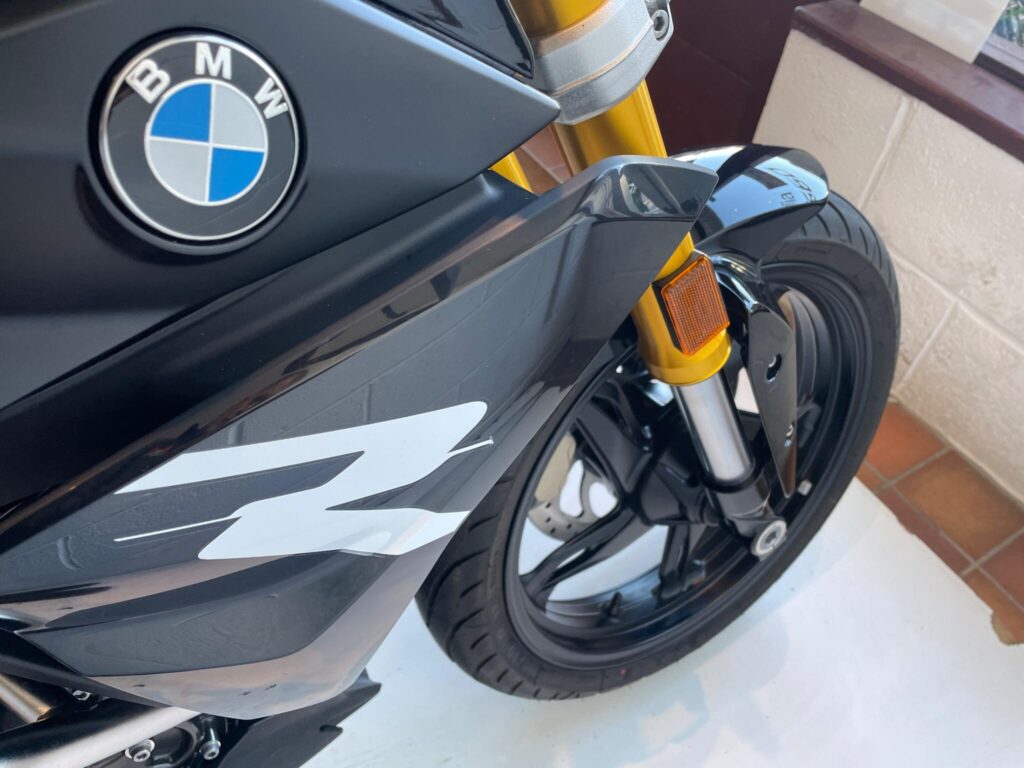2023 BMW G 310 R