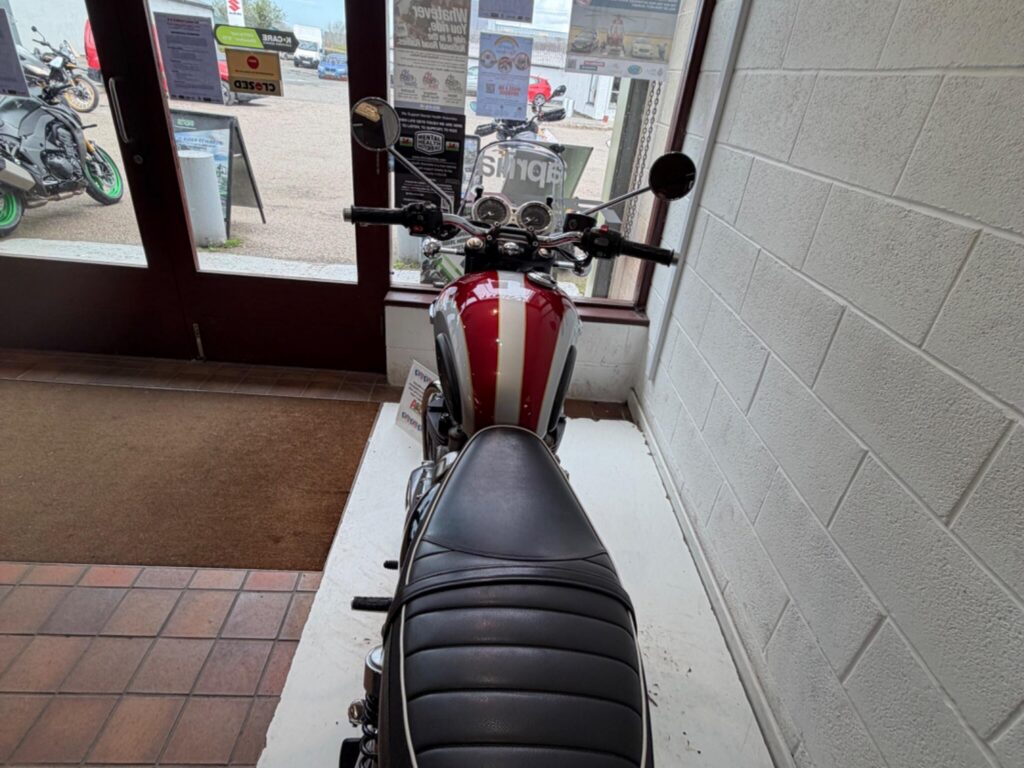 2018 Triumph Bonneville T120