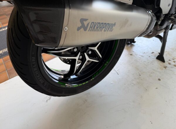 2021 Kawasaki Ninja H2 SX