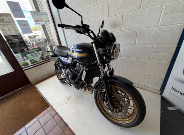 2026 Kawasaki Z650 RS