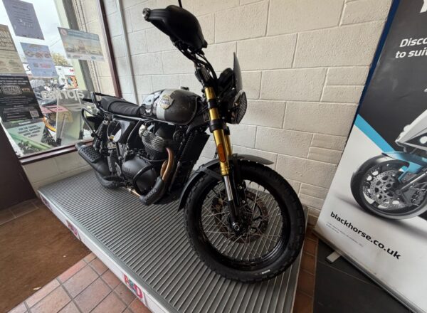 2025 Royal Enfield Bear 650