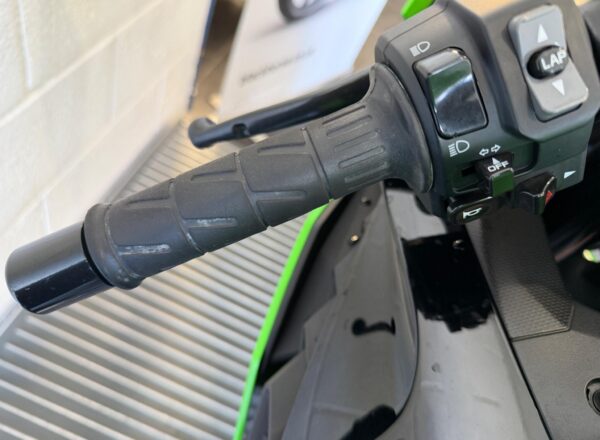 2025 Kawasaki Ninja ZX-4RR